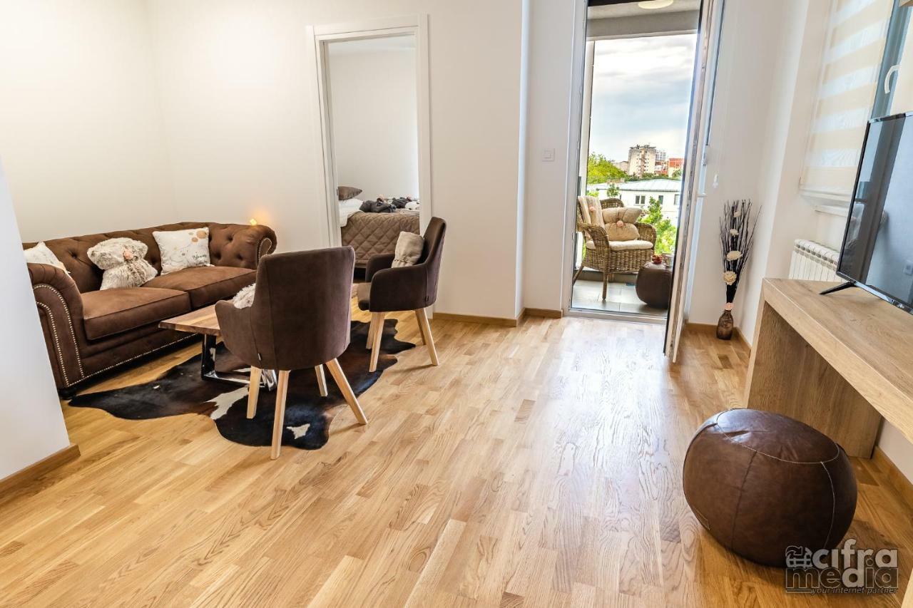 Apartmani Alexandar15 Novi Sad Dış mekan fotoğraf