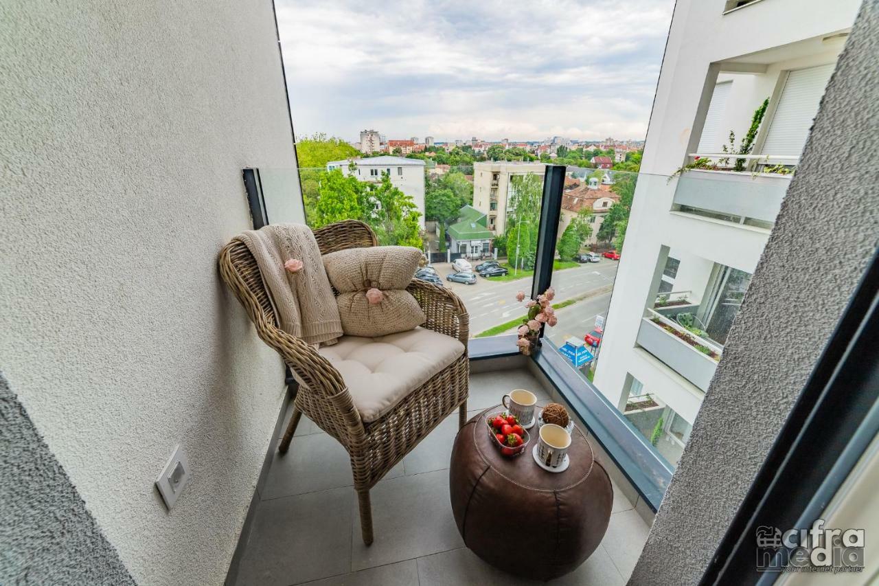 Apartmani Alexandar15 Novi Sad Dış mekan fotoğraf