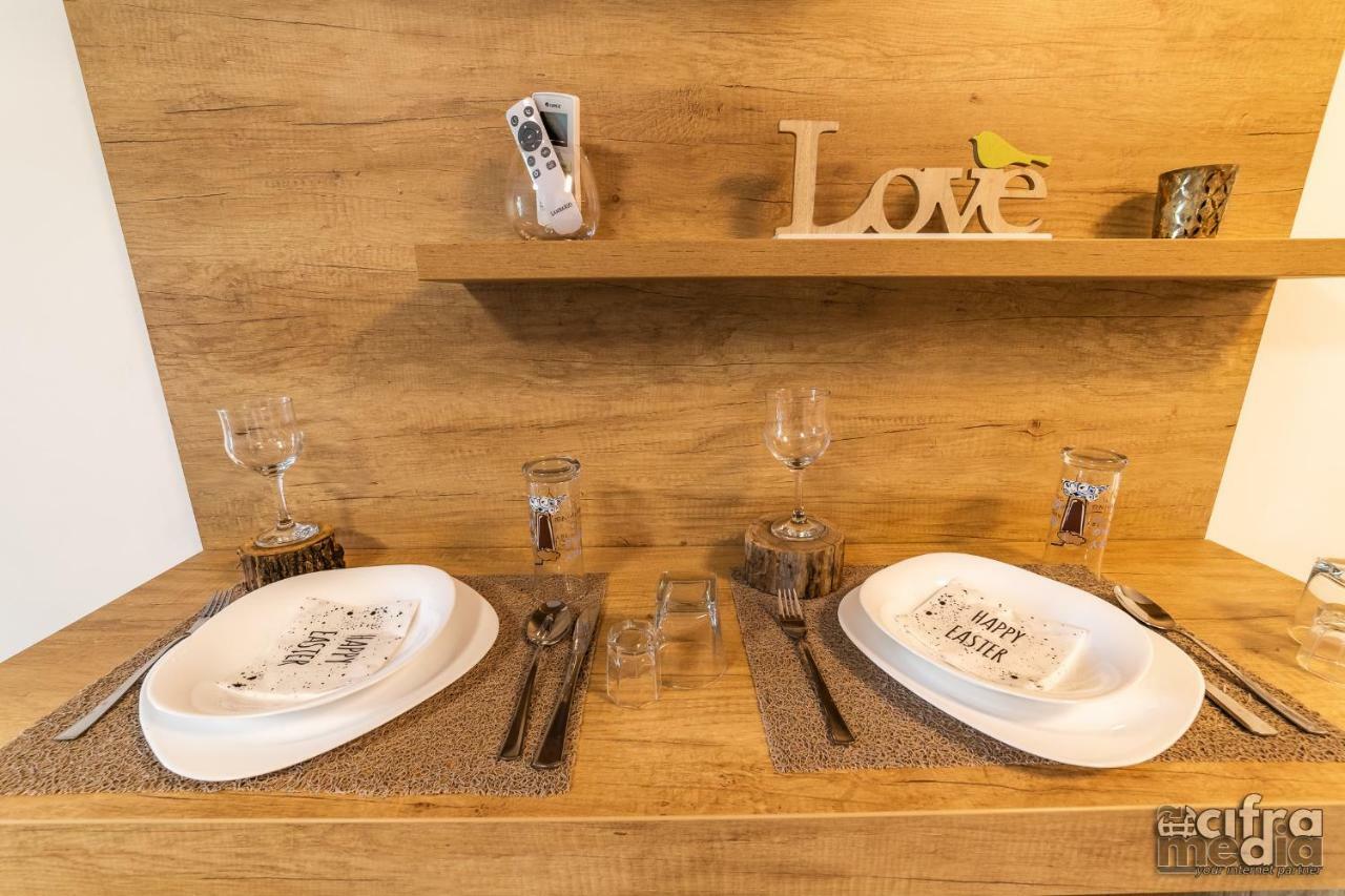Apartmani Alexandar15 Novi Sad Dış mekan fotoğraf